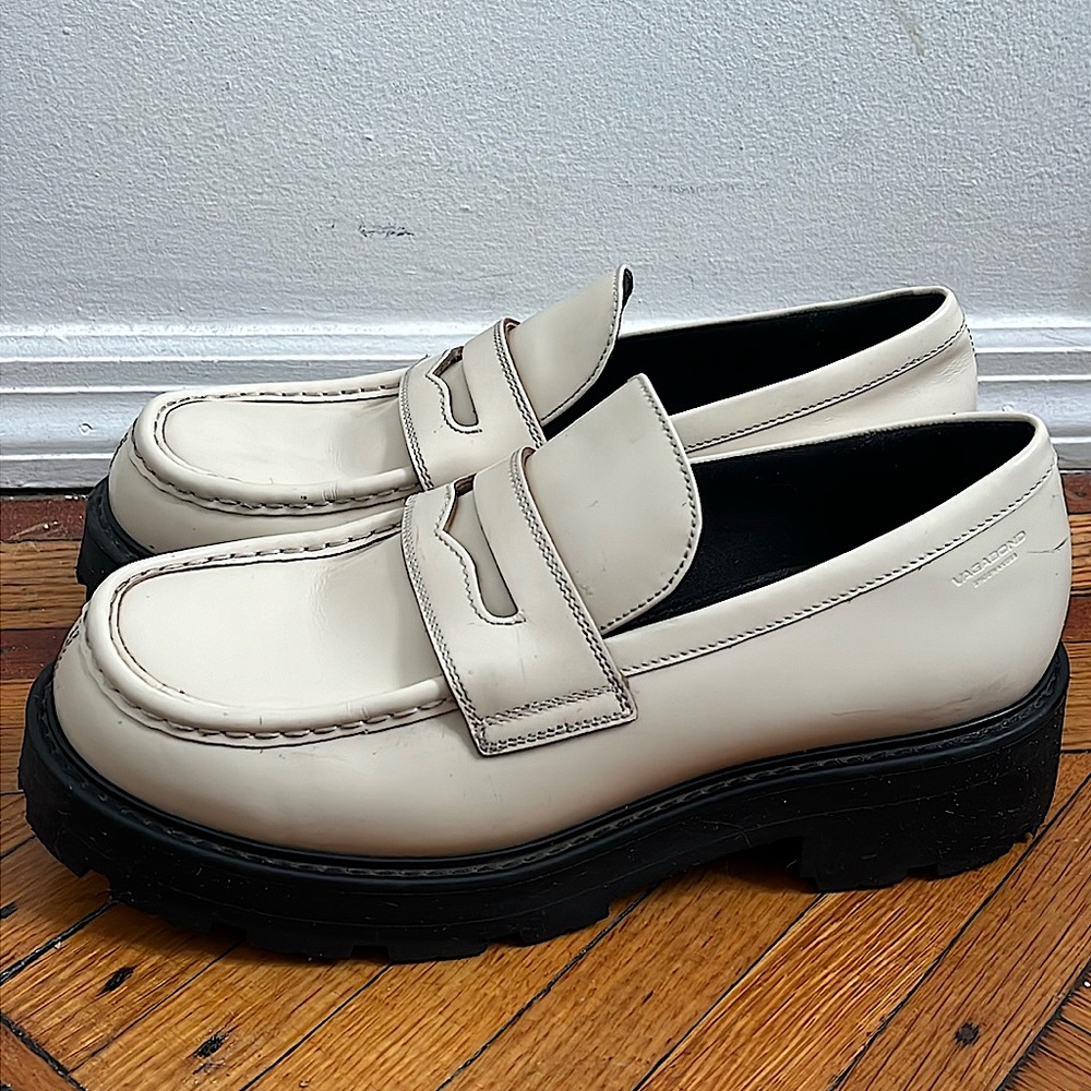 Vagabond EUC Cosmo Loafers